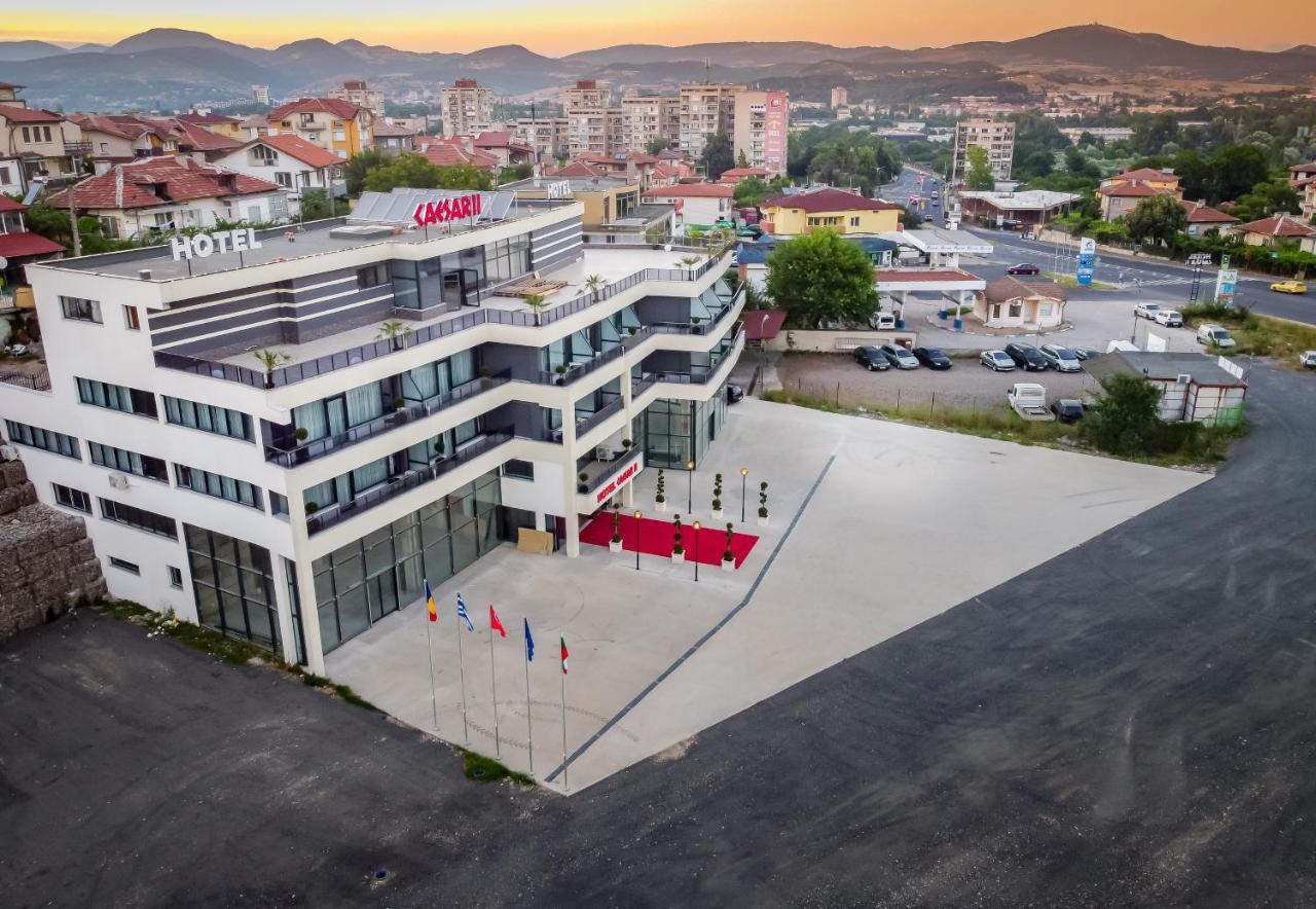 Hotel Caesar 2 Kŭrdzhali Exterior photo
